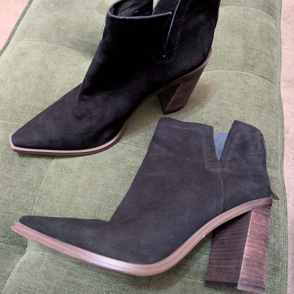 Vince Camuto Welland Women's Black Suede Ankle Boots Size 9